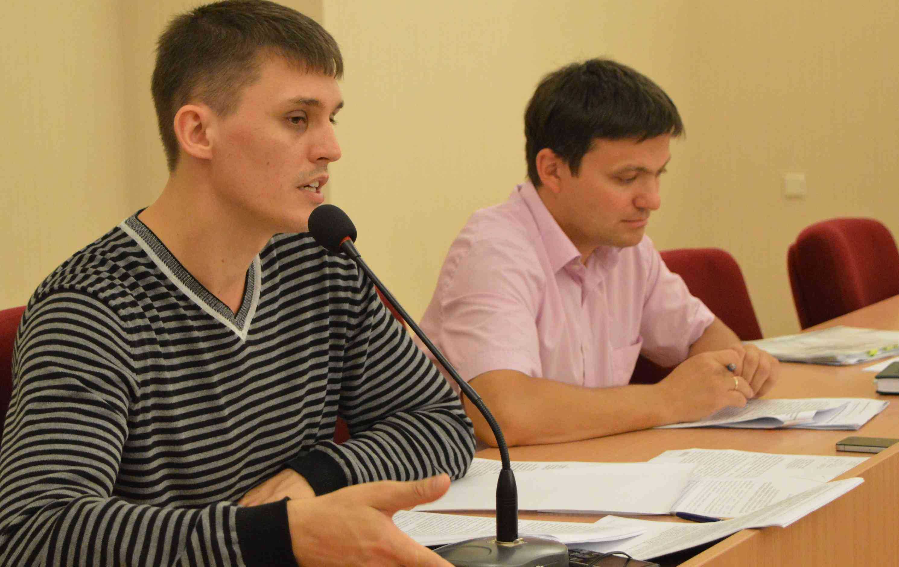 Алексей Журавлев, на фото - слева
